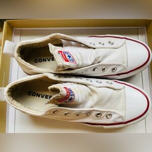 Converse Low tops Platforms W8 M6 White slip-on
